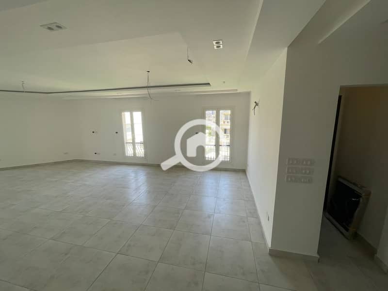 2 191b008c-b5da-4d94-8d3b-0b90dc671f7b. jpg