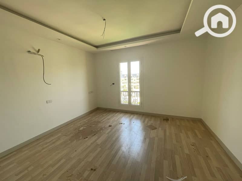 4 f1201686-9e0f-41a3-a6ed-82048332adb0. jpg