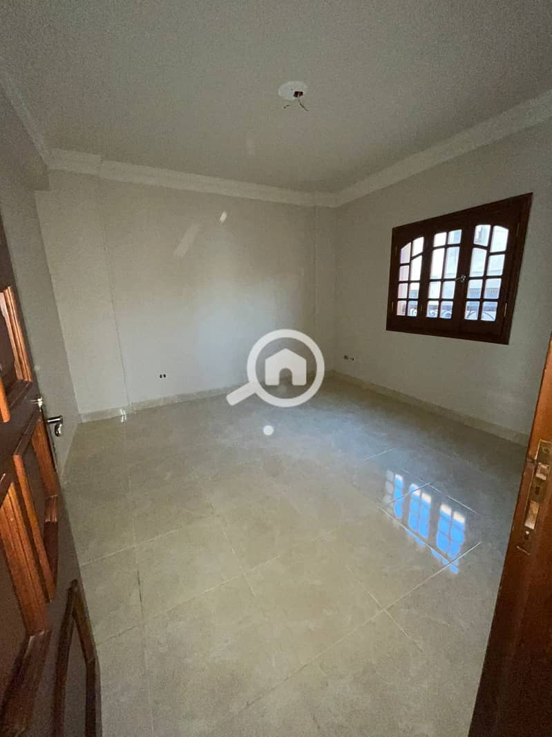 4 WhatsApp Image 2025-10-26 at 12.50. 09 PM (1). jpeg