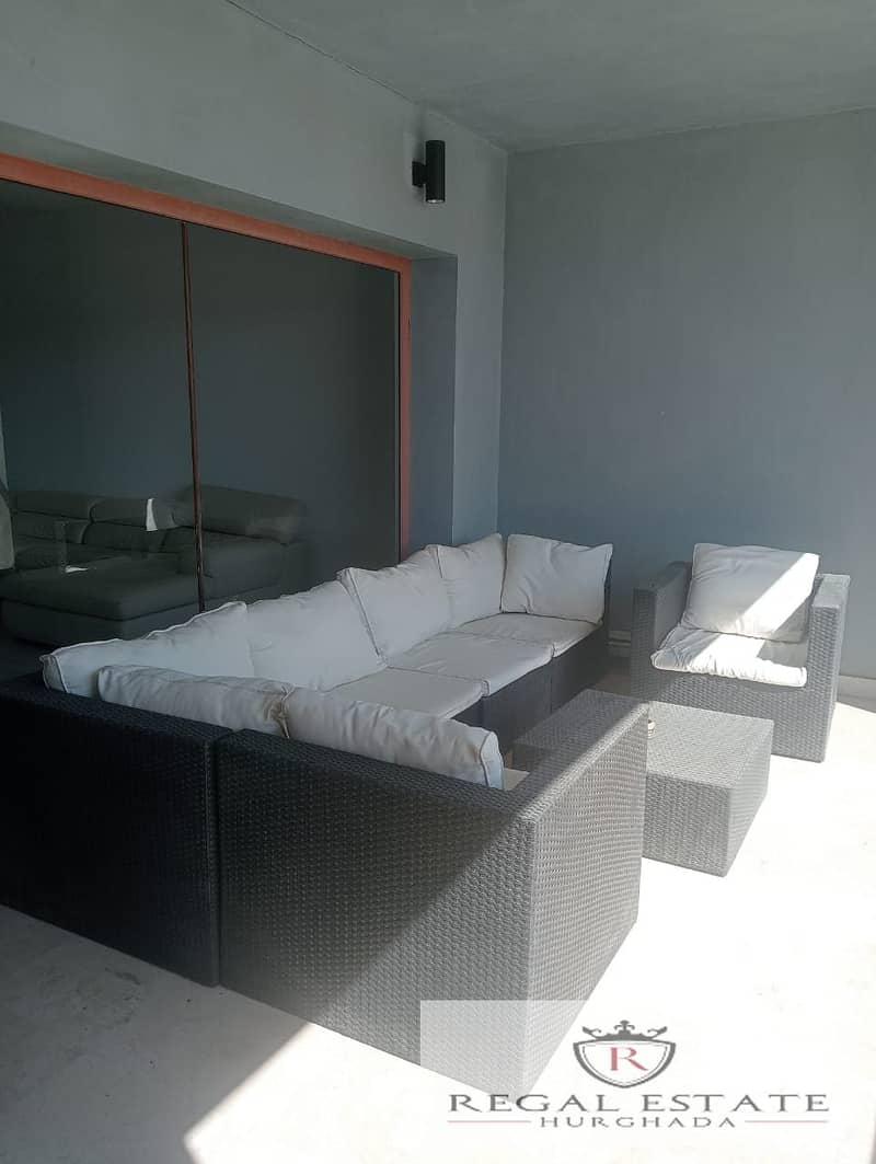 13 ff59b5a5-9ba6-4797-b15d-2c29b90dd9ce. jpeg