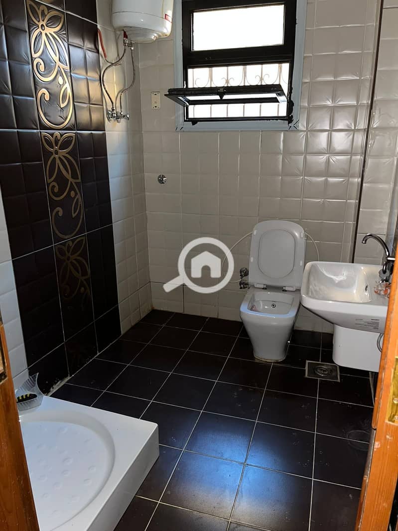 12 WhatsApp Image 2025-10-26 at 12.49. 55 PM. jpeg