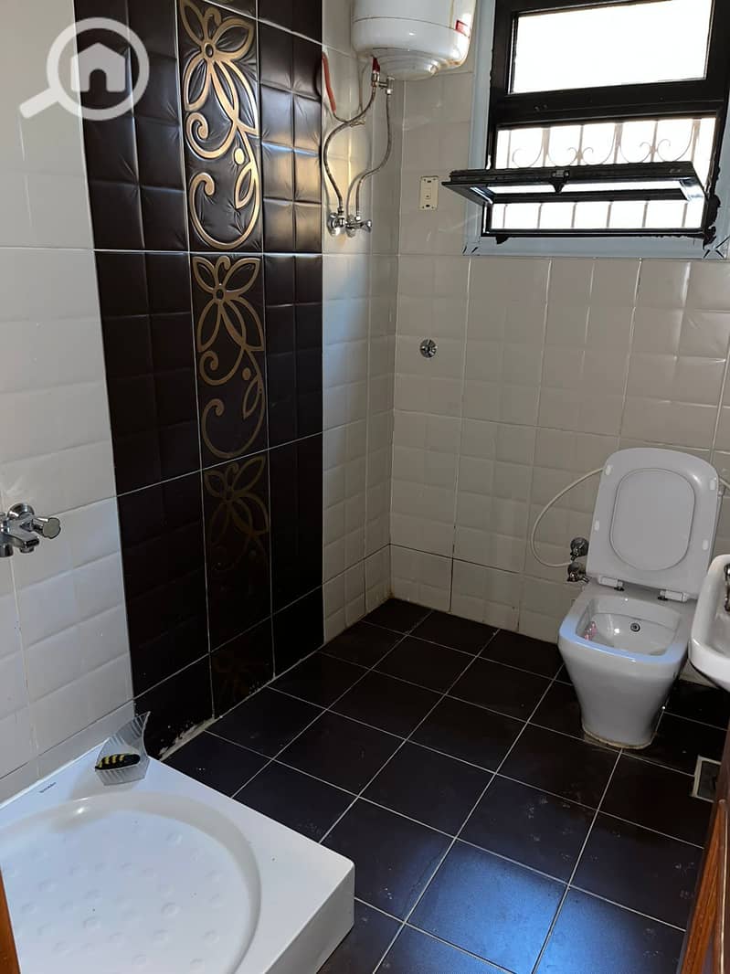 13 WhatsApp Image 2025-10-26 at 12.49. 53 PM. jpeg