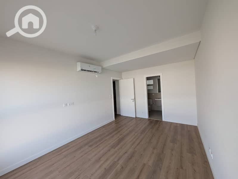 4 WhatsApp Image 2025-11-04 at 5.49. 24 AM (3). jpeg