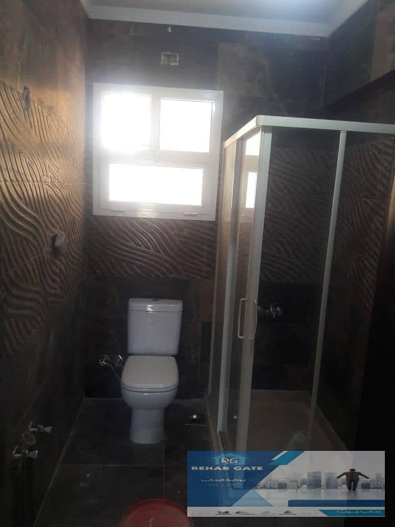 16 ed2569f7-8200-45a0-80c6-7af3088f2c0a. jpg