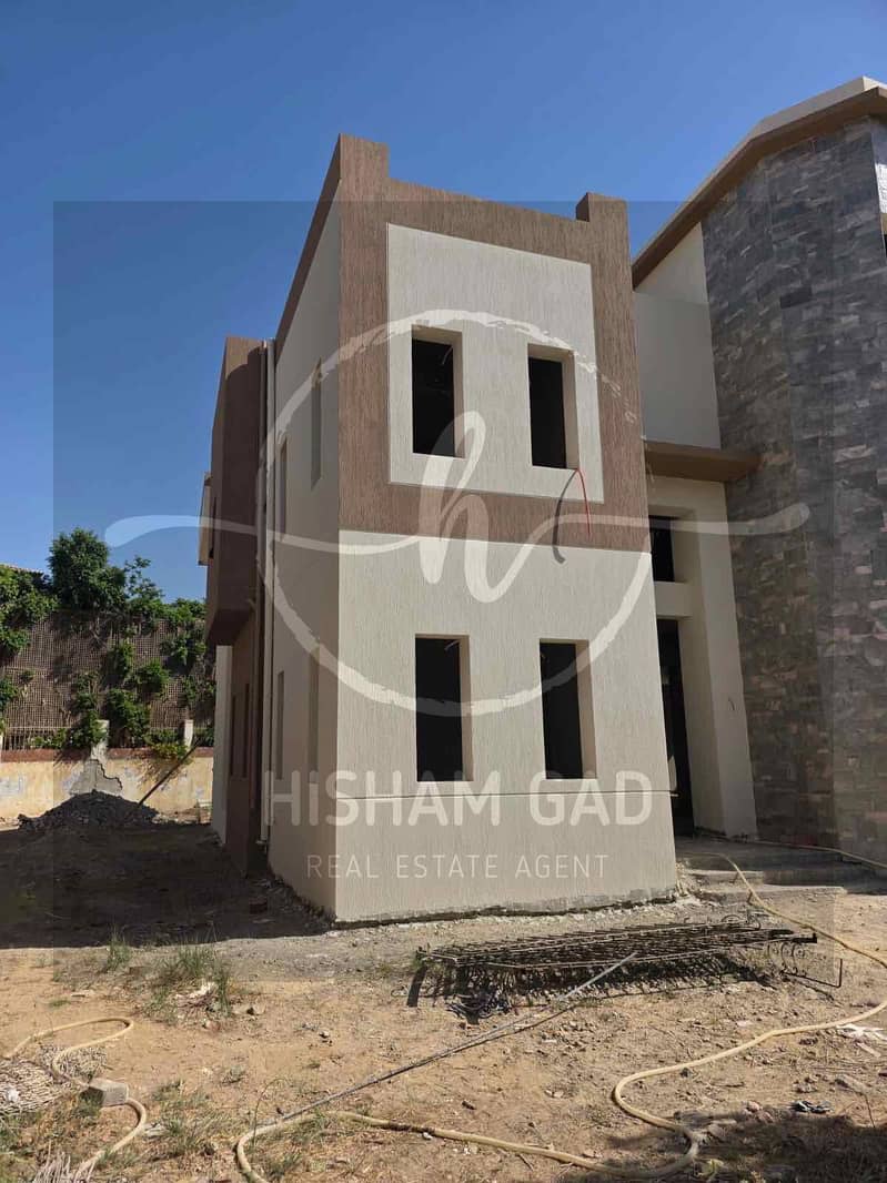 7 d46b65f9-b67f-4343-8650-1dfa539c2dcb. jpg