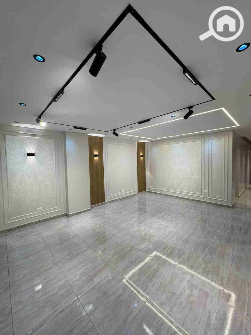 3 FB_IMG_1762264017869. jpg