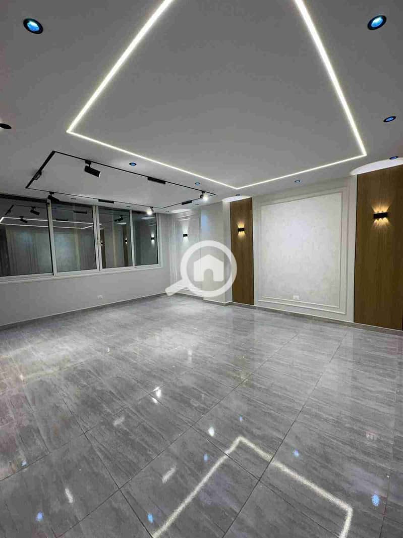 4 FB_IMG_1762264022768. jpg