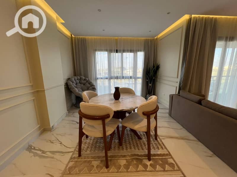 2 c7596179-9006-4782-8166-096da3ca64c0. jpg