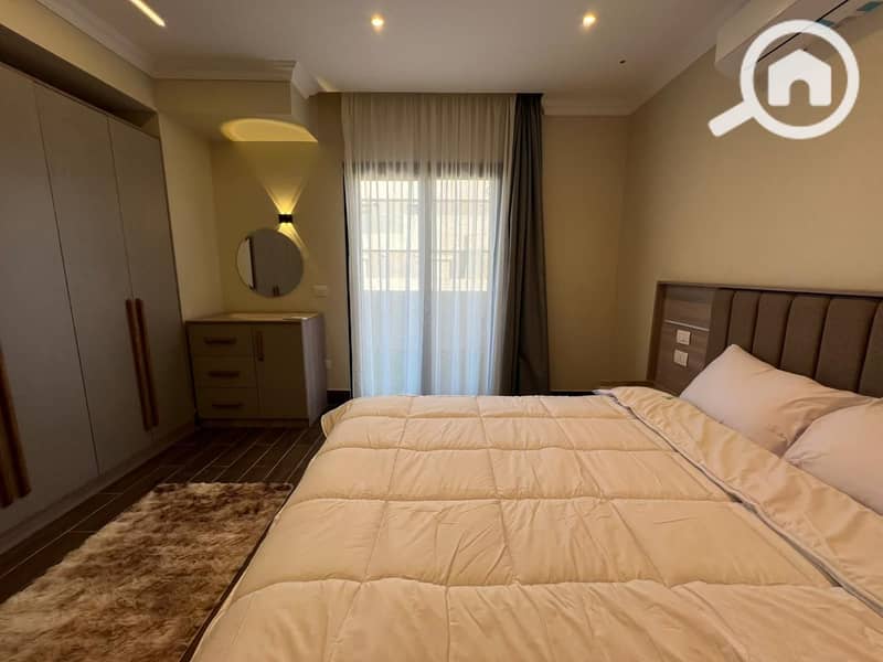 11 fcd84463-4827-4303-89c1-06b8ac1bfd74. jpg