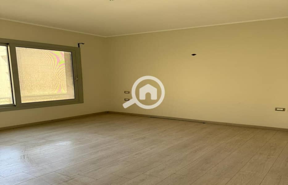 3 WhatsApp Image 2025-11-04 at 11.40. 58 AM. jpeg