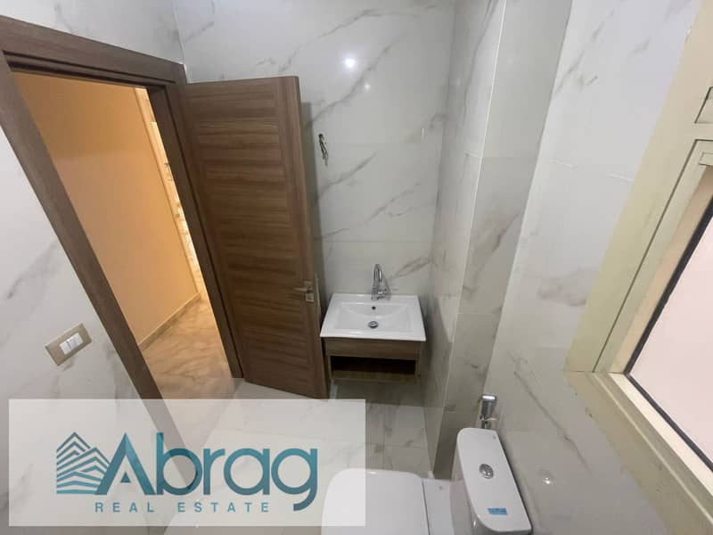 7 WhatsApp Image 2025-10-23 at 7.53. 39 PM (1). jpeg