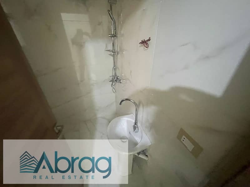 8 WhatsApp Image 2025-10-23 at 7.53. 39 PM. jpeg