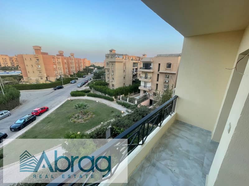 11 b8a17fc7-8ad4-47df-8daf-7b14d3983fb8. jpg