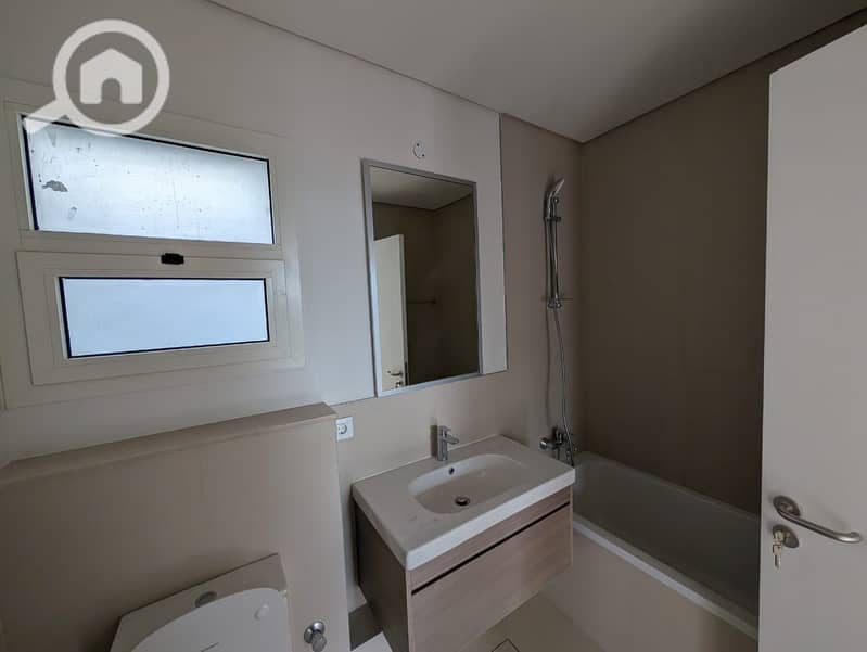 5 WhatsApp Image 2025-11-04 at 5.40. 47 AM. jpeg