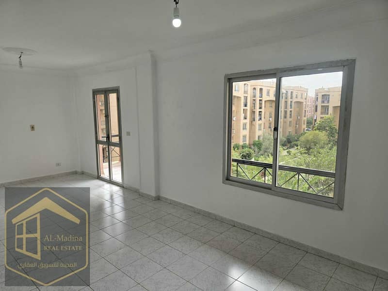 4 fa793394-bb8f-455e-b8d4-82e9e2ff4f6a. jpg