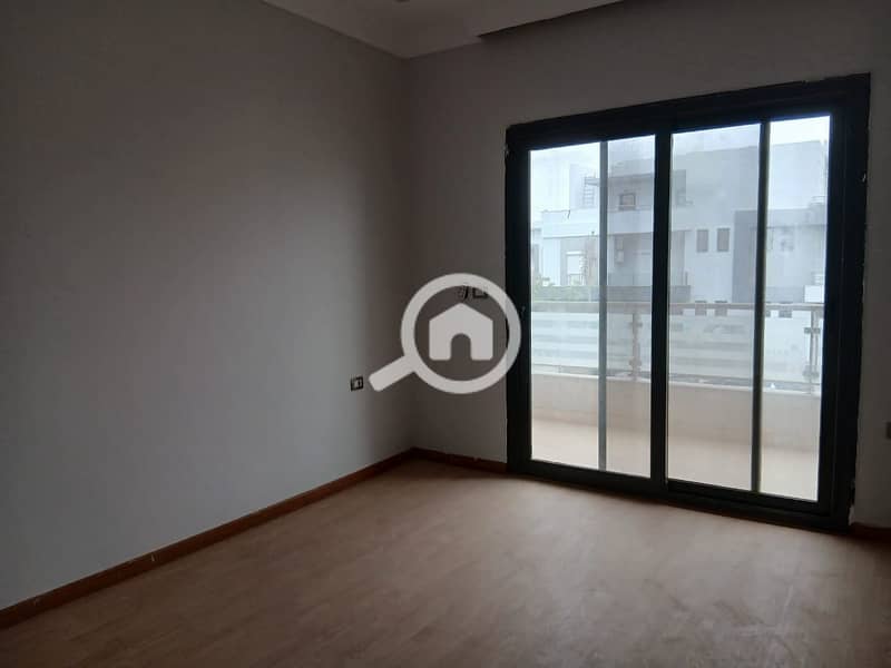 7 8073709b-6b10-439b-a206-57f1f12f03b7. jpg