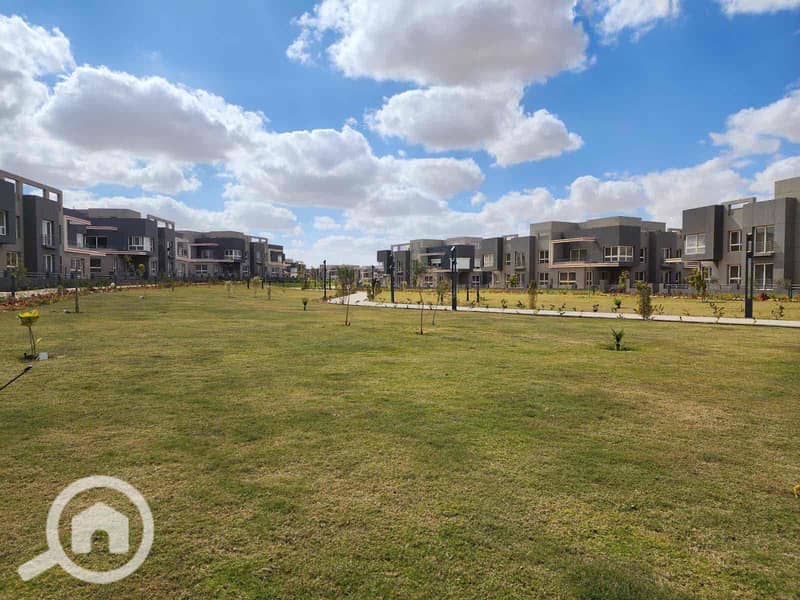 12 ba9f6203-928e-480d-ad38-9076a79b08ca. jpg