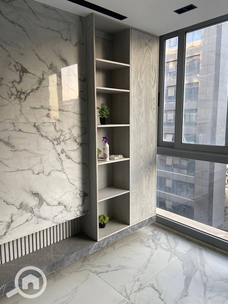 113m 4,100,000 . jpg 113m 4,100,000 . jpg