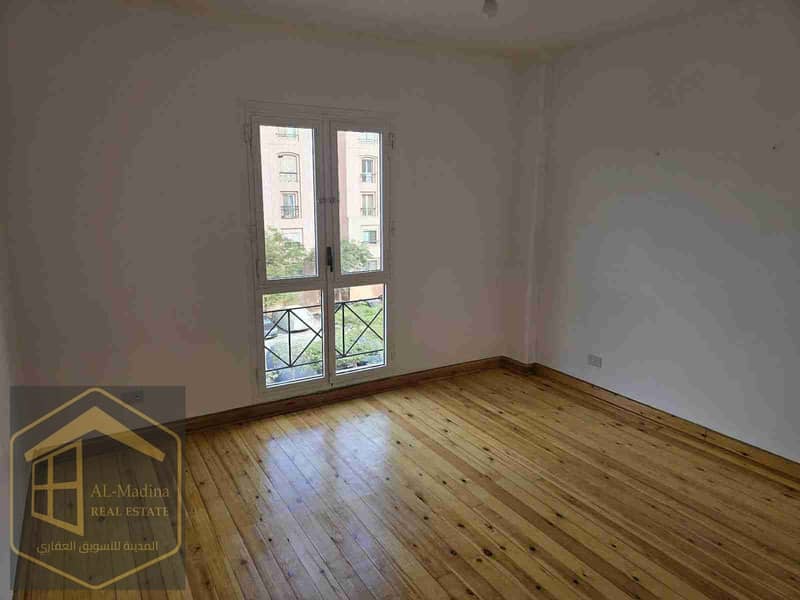 1000382411. jpg 1000382411. jpg