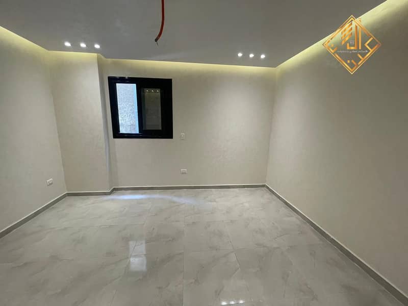 4 WhatsApp Image 2025-08-06 at 14.24. 29. jpeg