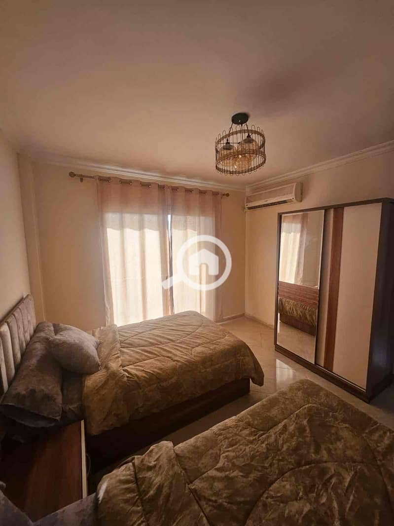 10 341e0829-531c-4a6a-8035-8dd56ebeb3f8. jpg