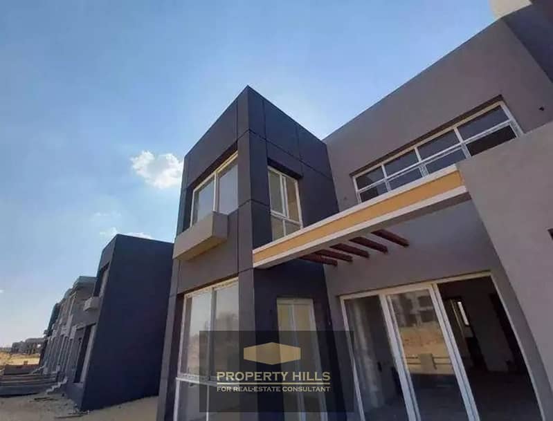 23 3113852-d0f4co_4_11zon. jpeg