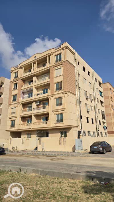 3 Bedroom Apartment for Sale in Obour City, Cairo - 68d9593d-e9a2-4e2b-87db-f74cbe265b00. jpg