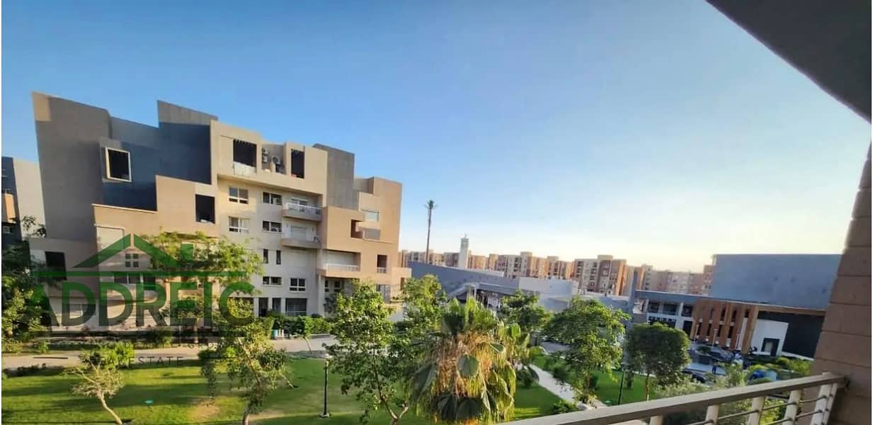 4 28ae03a6-8aaa-47ee-b306-8ed82354cb37. jpg