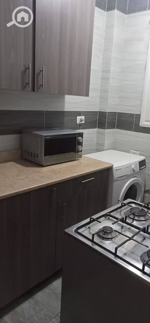 8 1b700fdd-4a69-48d5-940c-0437b0e631ff. jpeg