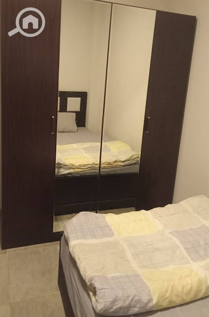 12 df65d30c-deb4-4fb0-9875-ab5c2f2a11c9. jpeg