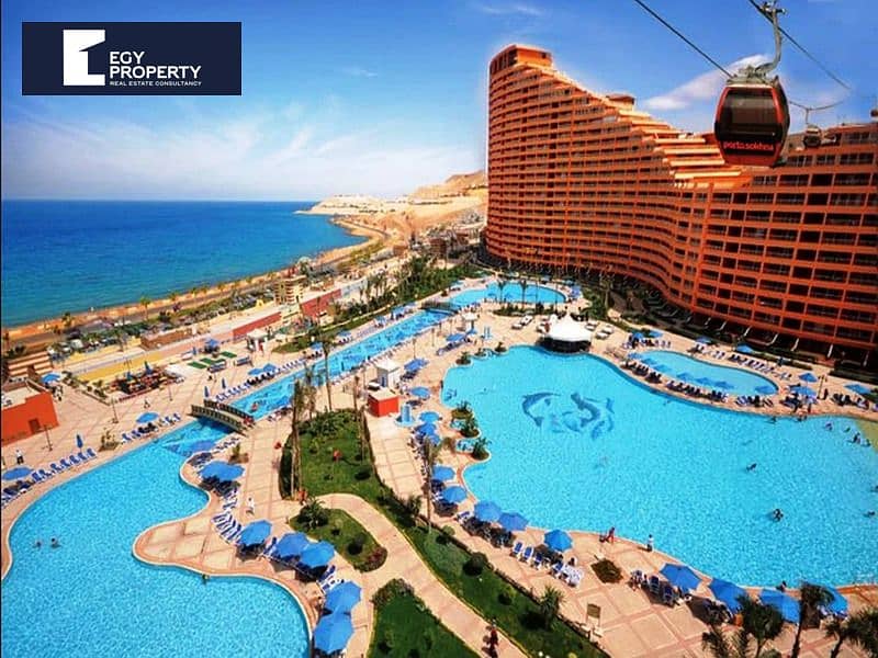 10 حمامات سباحة بمنتجع بورتو سخنة. jpg