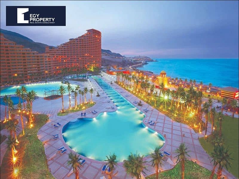 11 مساحات خضراء بمنتجع بورتو السخنة. jpg