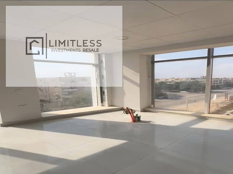 4 WhatsApp Image 2025-11-03 at 11.55. 54 AM (1)_800x600. jpg