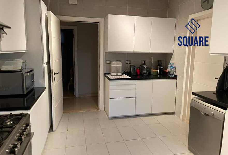 8 fcc893d7-fcba-47eb-84a5-412ecbc93087. jpg