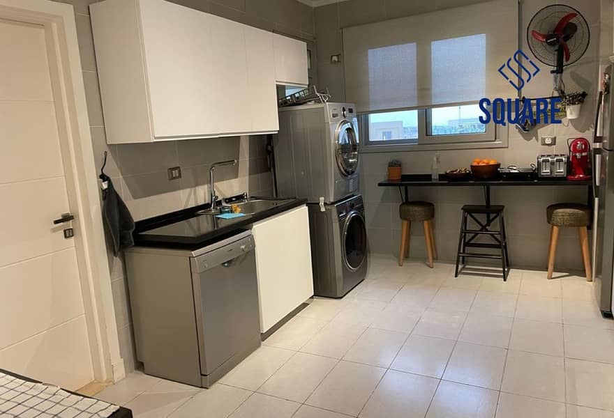 10 17883683-4b14-47e0-949f-6037ff07b459. jpg