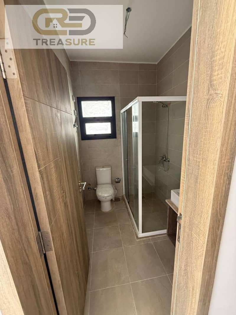 10 WhatsApp Image 2025-11-04 at 4.41. 42 PM (3). jpeg