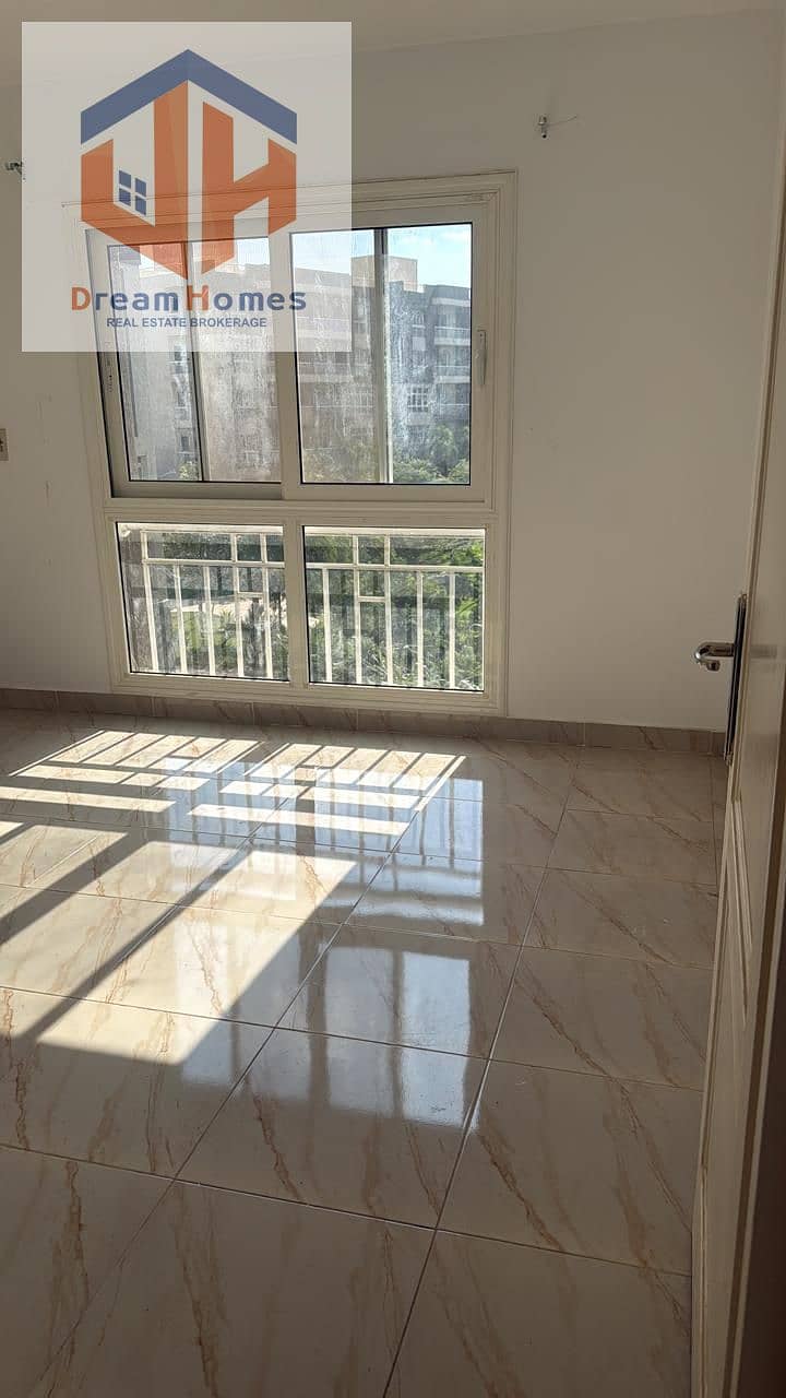 11 ad00e436-4cfc-4183-881c-50946798cb81. jpg