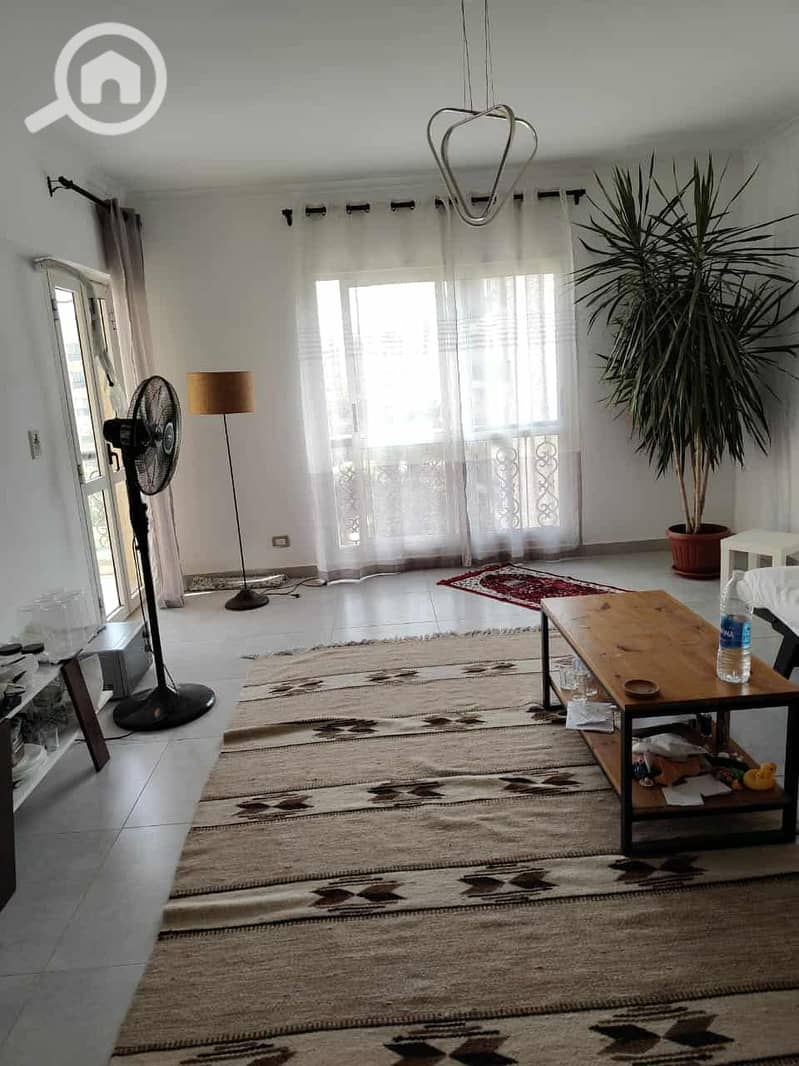 3 e8a300ad-d06d-45b9-b83c-051aca447a65. jpg