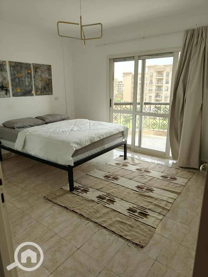 8 490ce1a7-5240-4992-bfe5-7a686ed7b9db. jpg