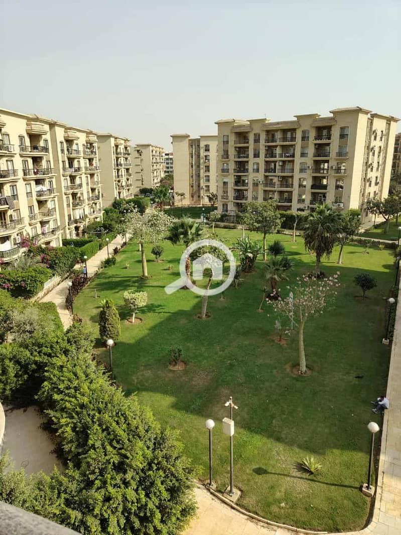 10 2c3d1242-2402-4625-8271-a1effbee52ed. jpg