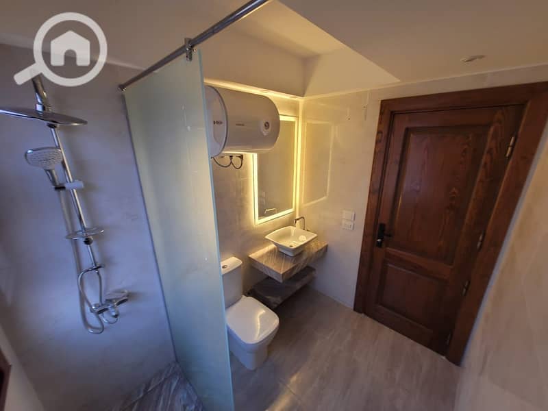 6 WhatsApp Image 2025-11-04 at 3.15. 55 PM (1). jpeg