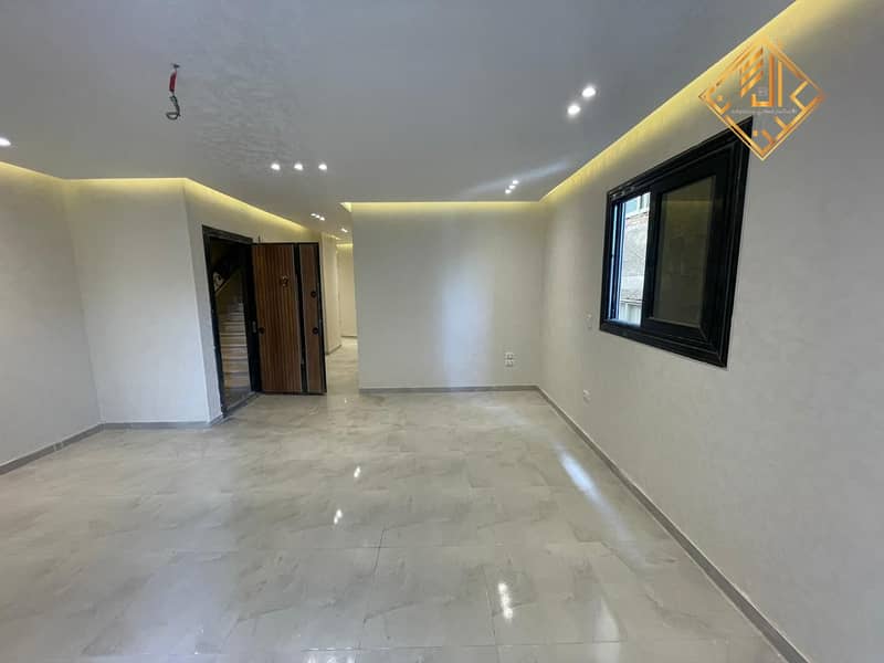 8 WhatsApp Image 2025-08-06 at 14.24. 24 (1). jpeg