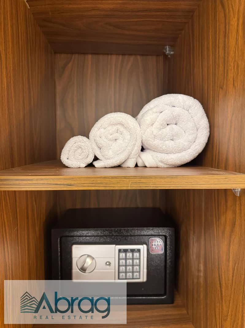 12 WhatsApp Image 2025-11-04 at 4.30. 44 PM (1). jpeg