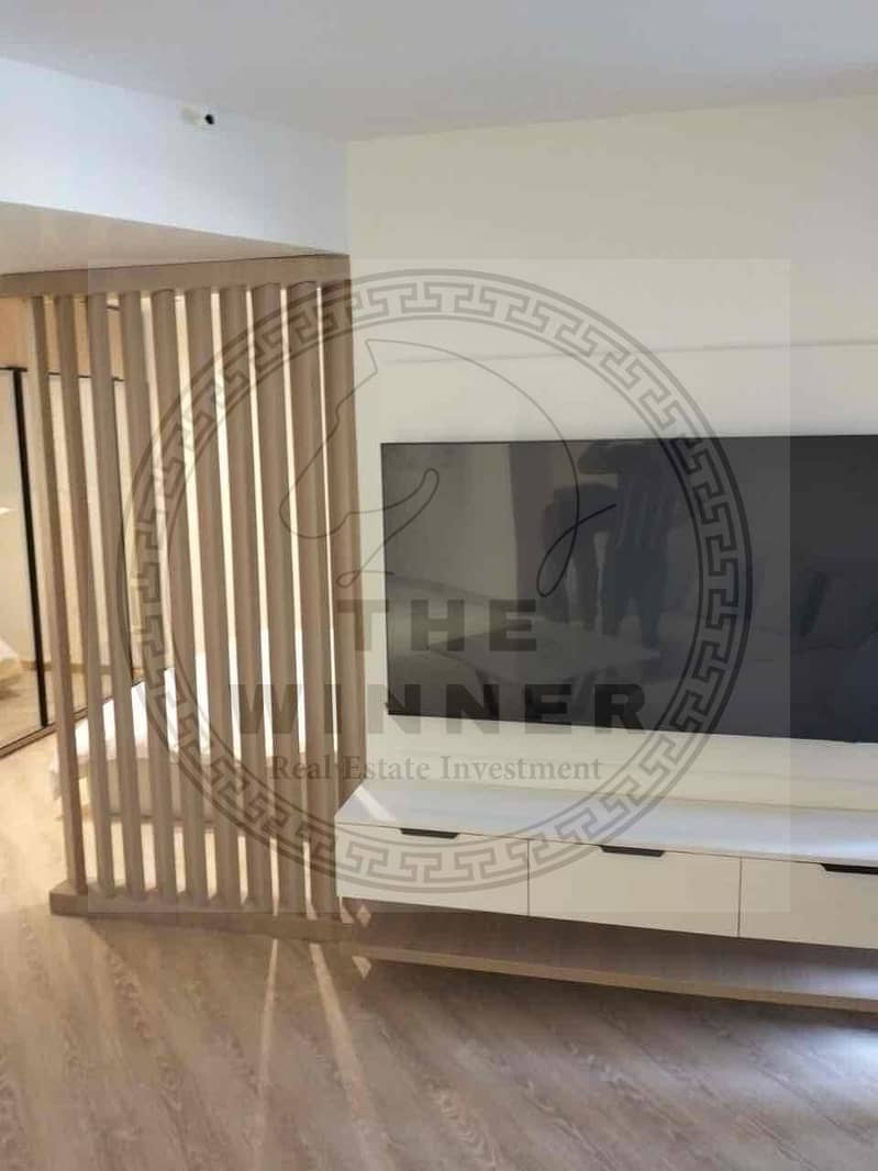 4 48db6f86-494c-4cf0-86df-fc11a102f40f. jpg