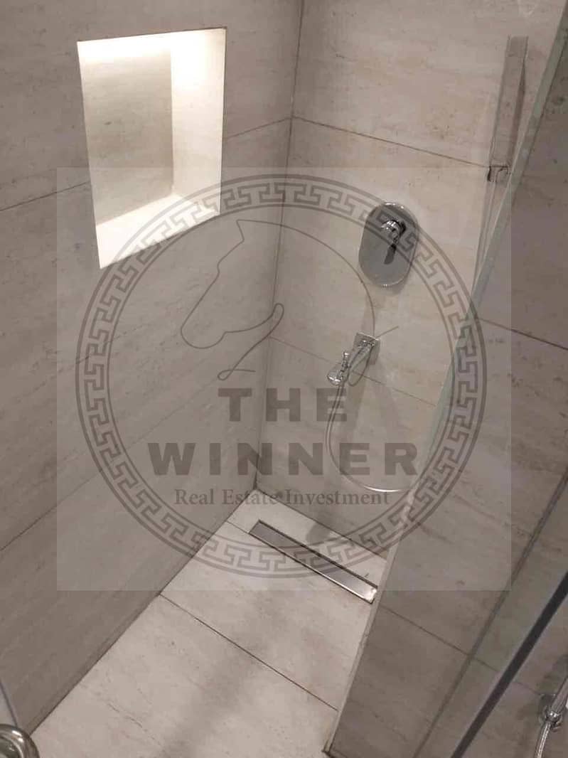 14 aa2e1855-ea09-4811-9331-5c7e24f097d7. jpg