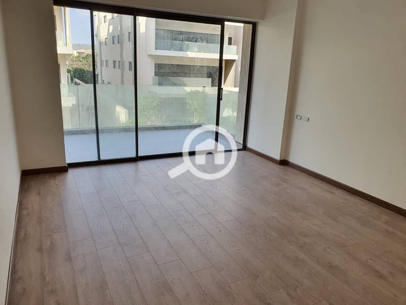 5 WhatsApp Image 2025-10-14 at 2.12. 27 PM (3). jpeg