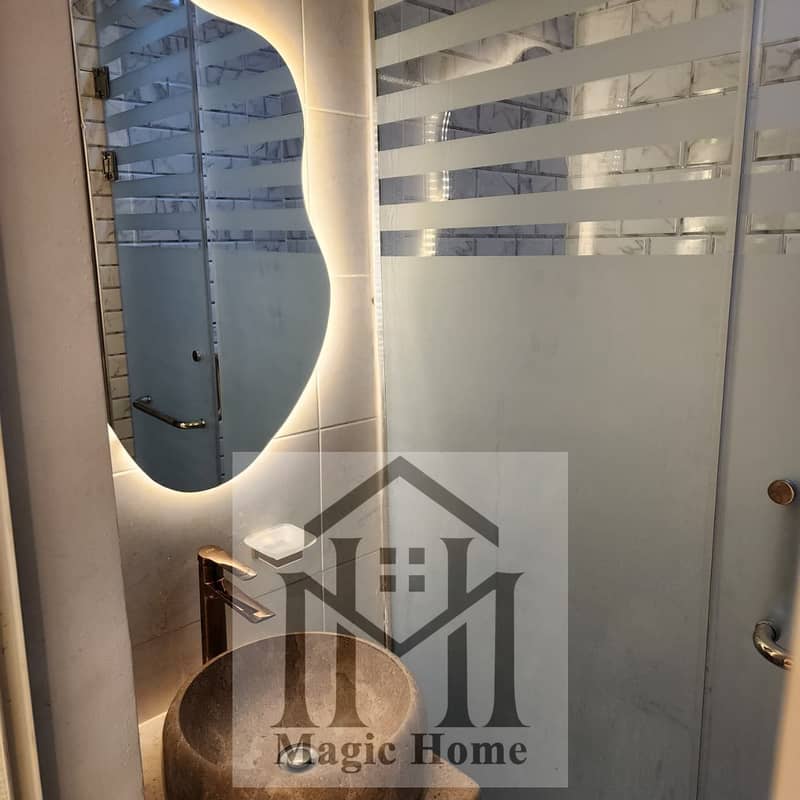 8 e16c76b0-b10b-46b6-afca-9f6afb837bc6. jpg