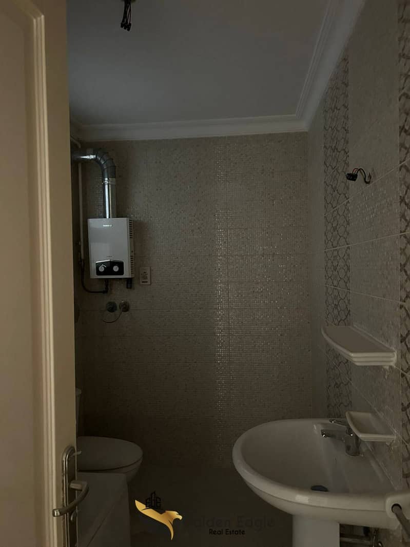 6 576901912_1502661677631026_7069942730185392815_n. jpg