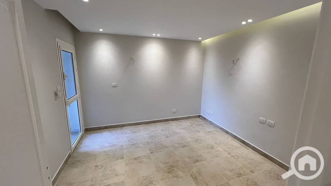 11 9eb2d428-db68-4911-add2-5abbbe2e1c1d. jpg