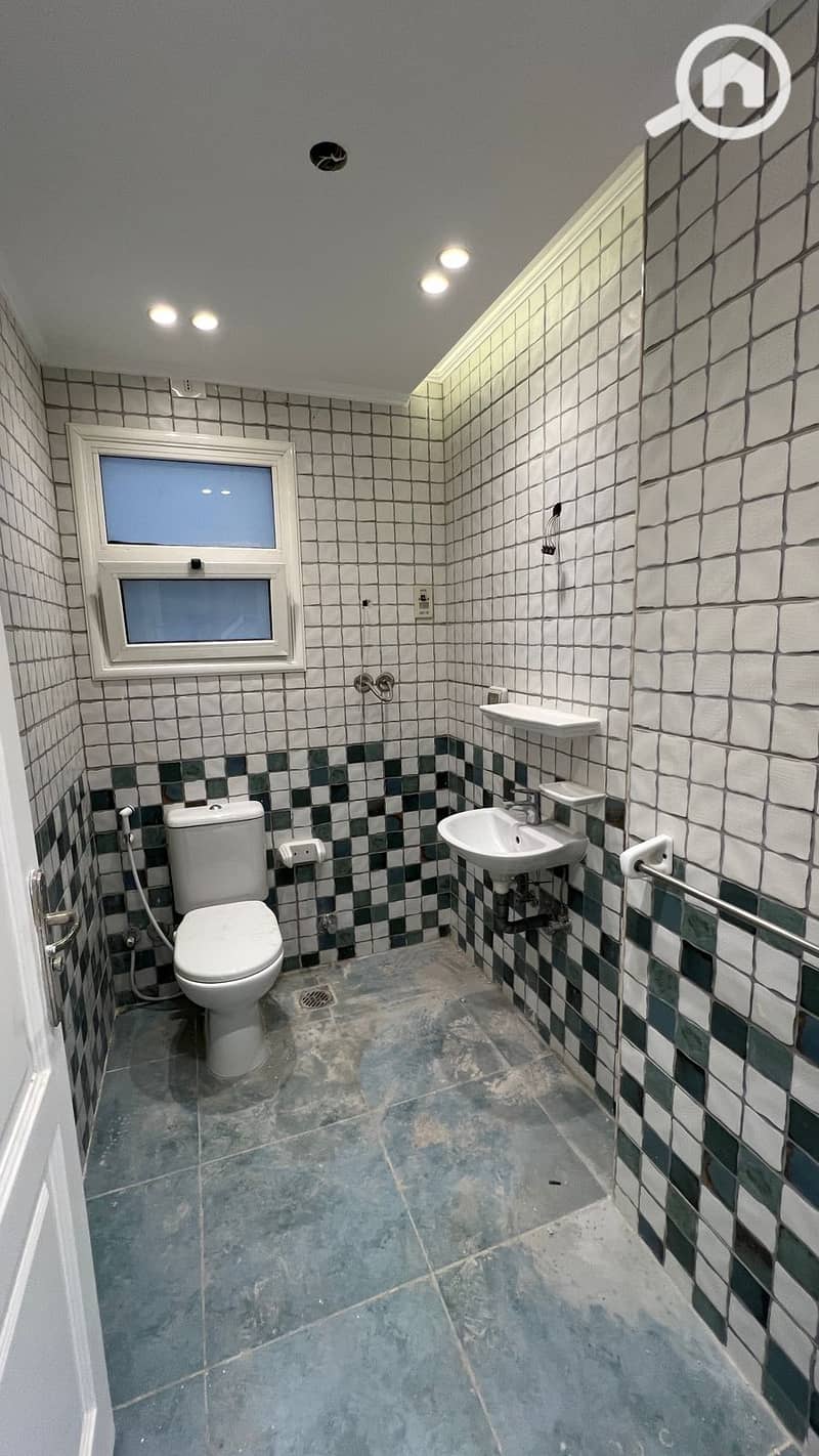 23 4ef3324b-987a-4b7b-85f1-651b60cb46ac. jpg